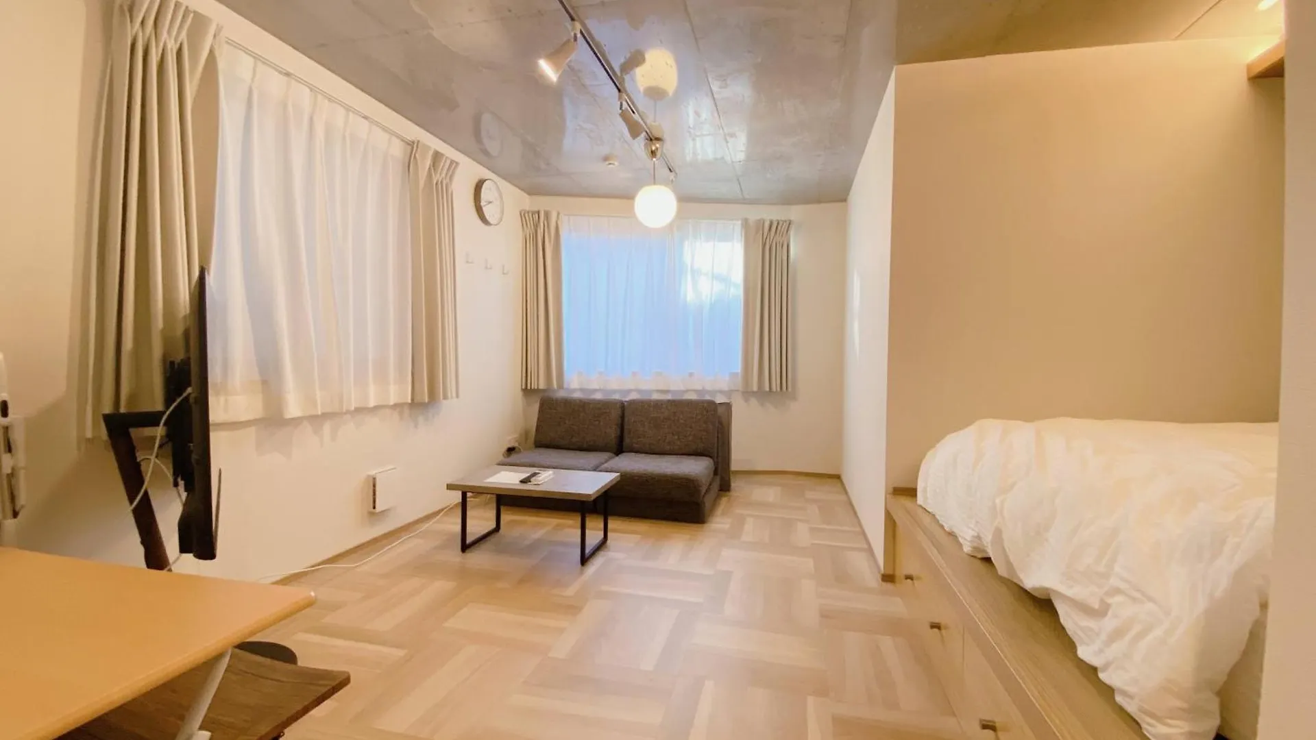 Ouranos Stay Tokyo